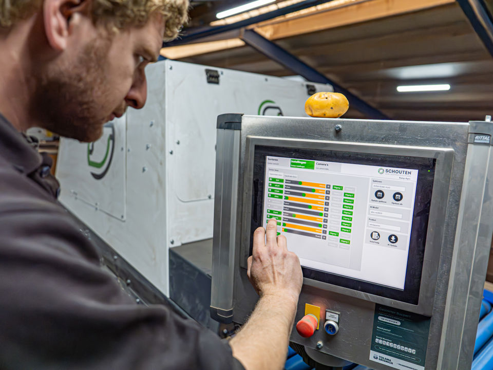 ©Klaas Eissens Agrico Potatomagazine Kampagro 09 10 25 27