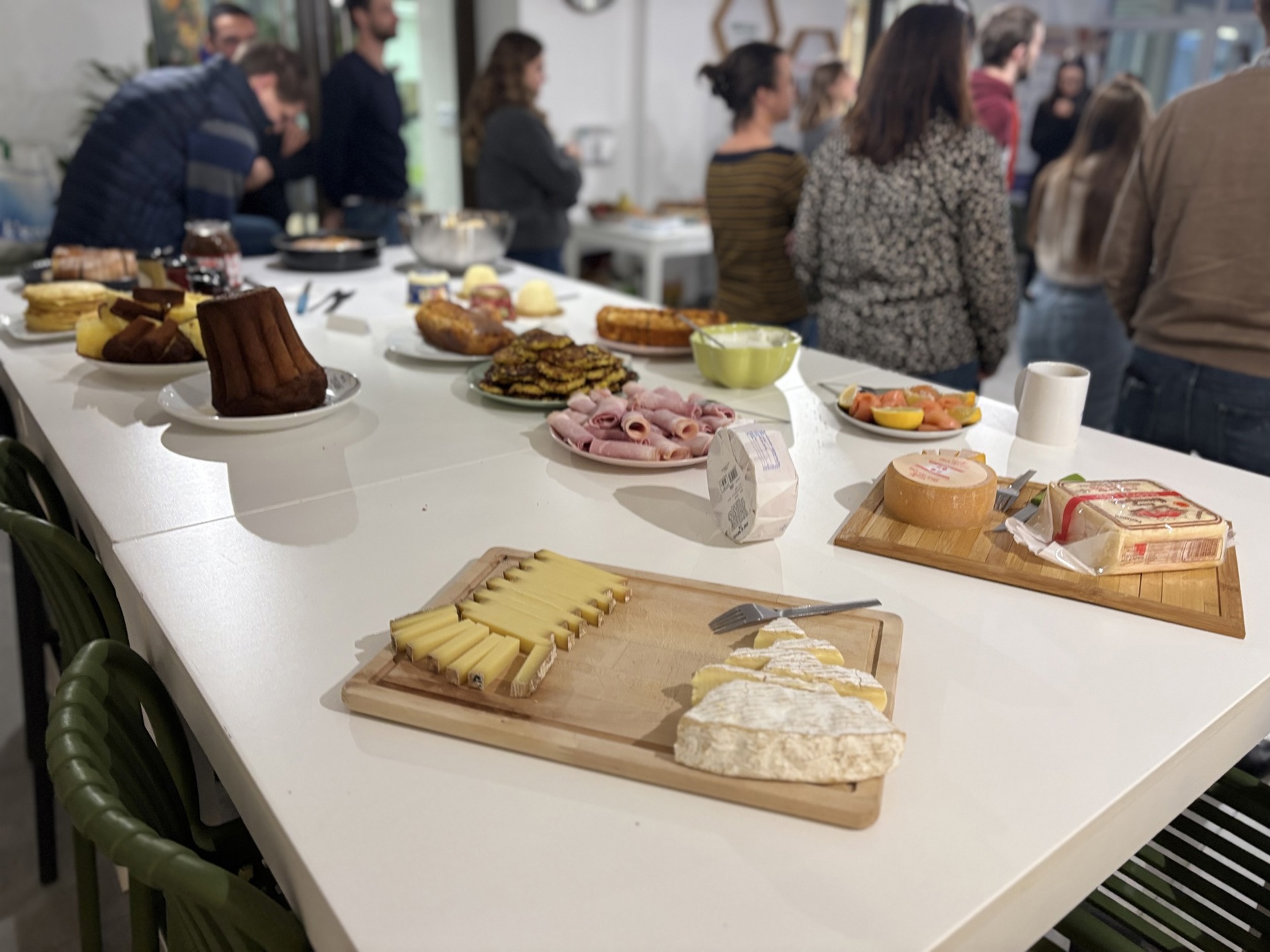 Desmazieres event buffet table